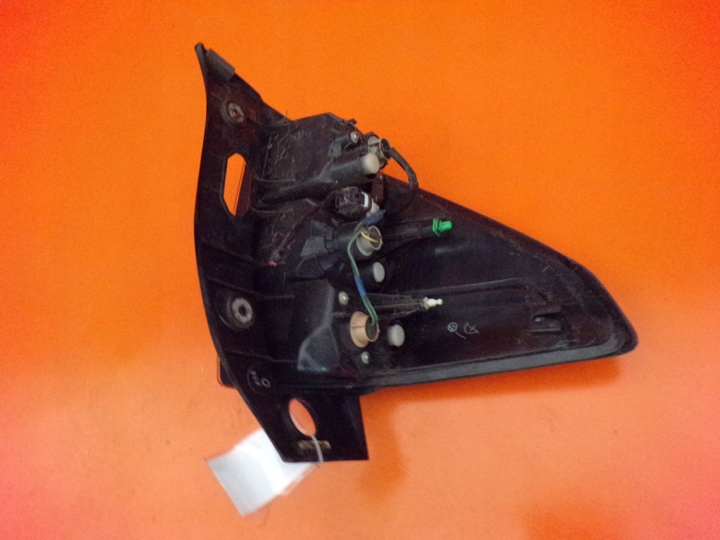 фото №4, Лампа pt правый задняя subaru forester iii 11r