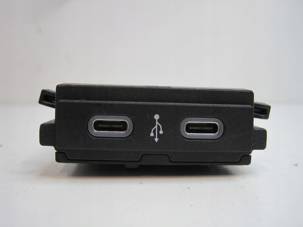 фото №1, Port разъём usb vw t-roc polo taigo 2g6035700