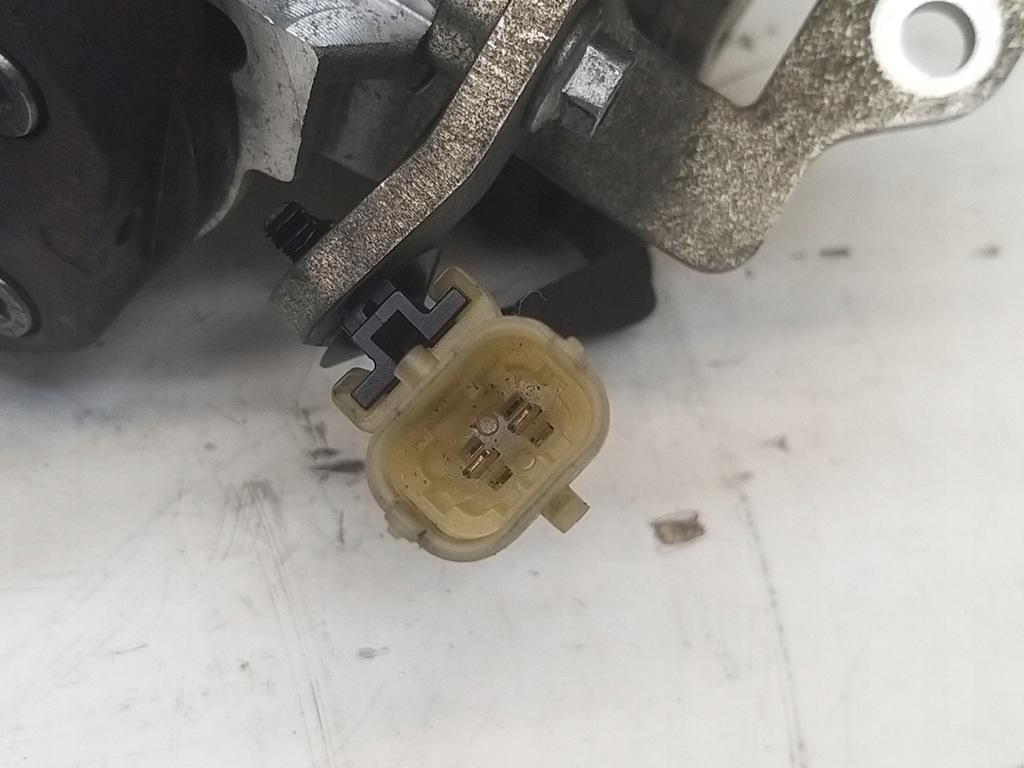 фото №12, Насос упорскування wysokiego 3.0 d 306dt jaguar xf i x250 xj hdi c5 0445010629