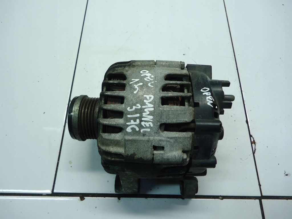 Купити Opel corsa d astra j 1.4t a14nel генератор 13581893