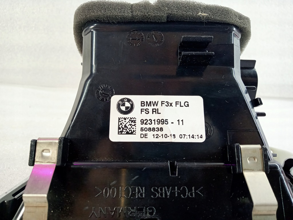 фото №10, Bmw f31 2019r lci решітка обдув права 9231995 org.