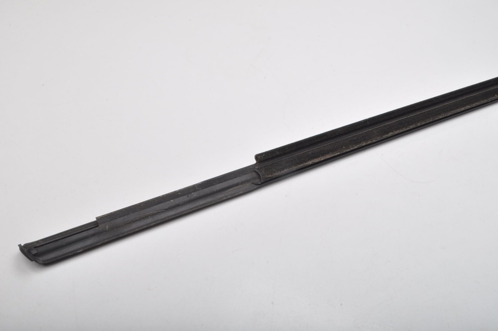 фото №11, Bentley bentayga молдинг двері правий задня 18r 36a853077