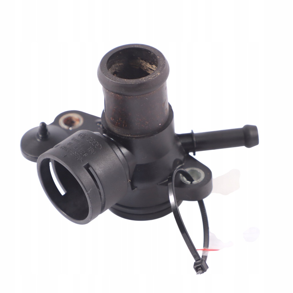 фото №12, Audi tt 8j a4 b8 патрубок з'єднувач труба wody шланг wąż 06j121132g