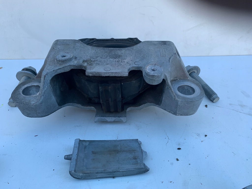 фото №11, Подушка верхній коробки передач 2.0 eb 4x4 ford escape mk4 kuga 2020 оригінал