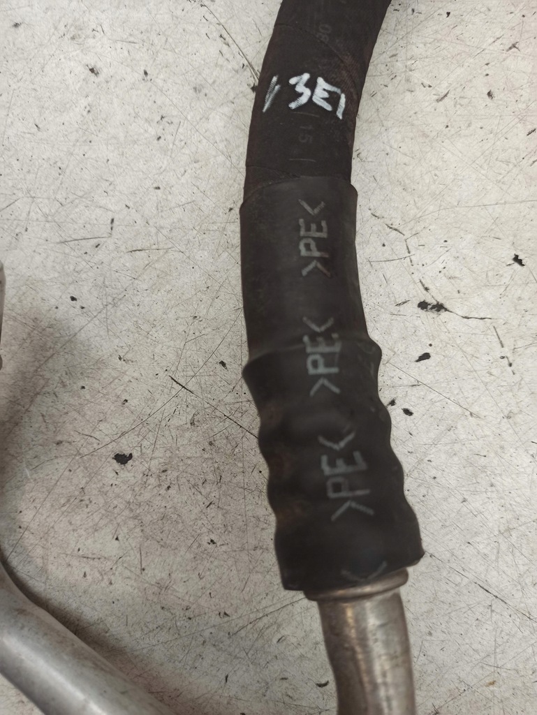 фото №6, Audi a5 1.8tfsi шланг кондиционера 8k0260707p