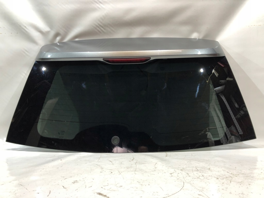 фото №1, Grand cherokee wk2 стекло багажника ветровик стоп