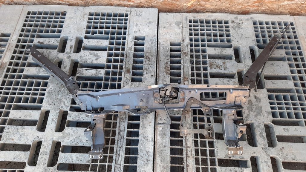 фото №1, Pas передній mercedes a 170