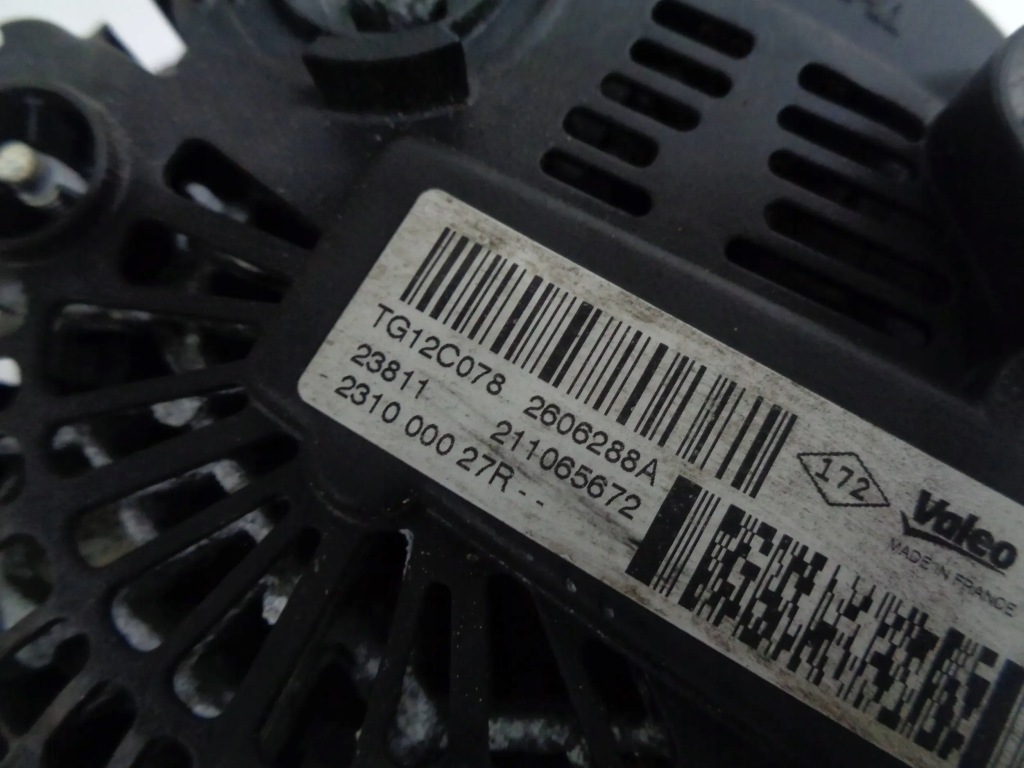 Renault megane 3 1.5 dci генератор 08r- Зі Шроту