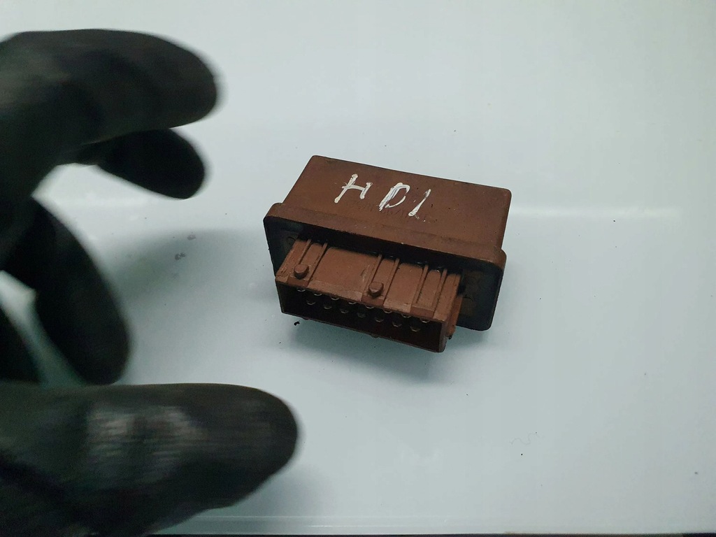 фото №6, Citroen xsara picasso 2002 реле насоса пального