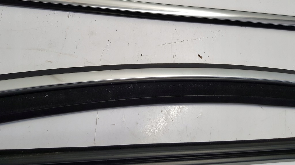 фото №10, Молдинг дверь левый перед vw passat b7