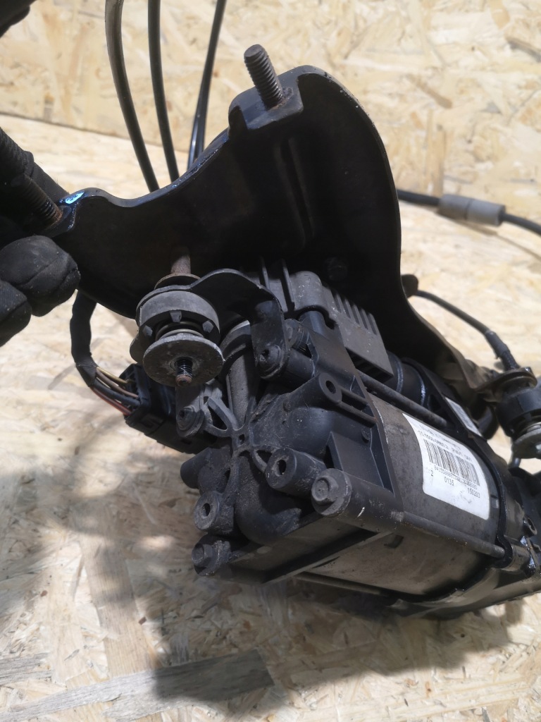 фото №8, Jeep grand cherokee wk2 компресор підвіска 68204730ac 3.0 crdi