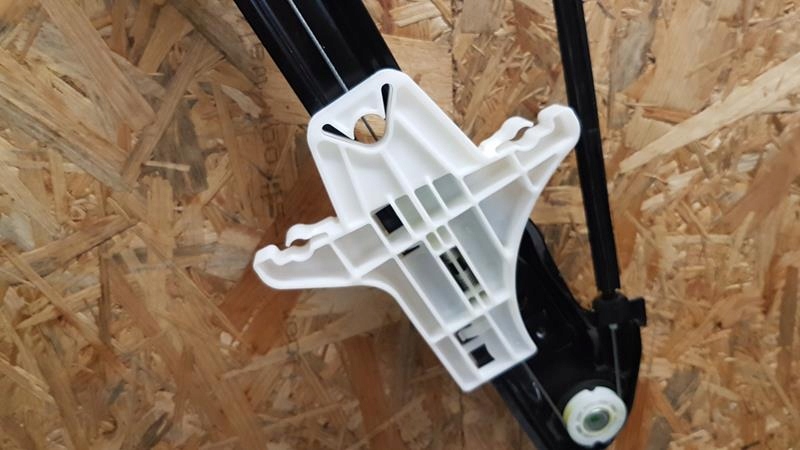 фото №12, Подъемник стекло правый задняя vw amarok 2h7839402