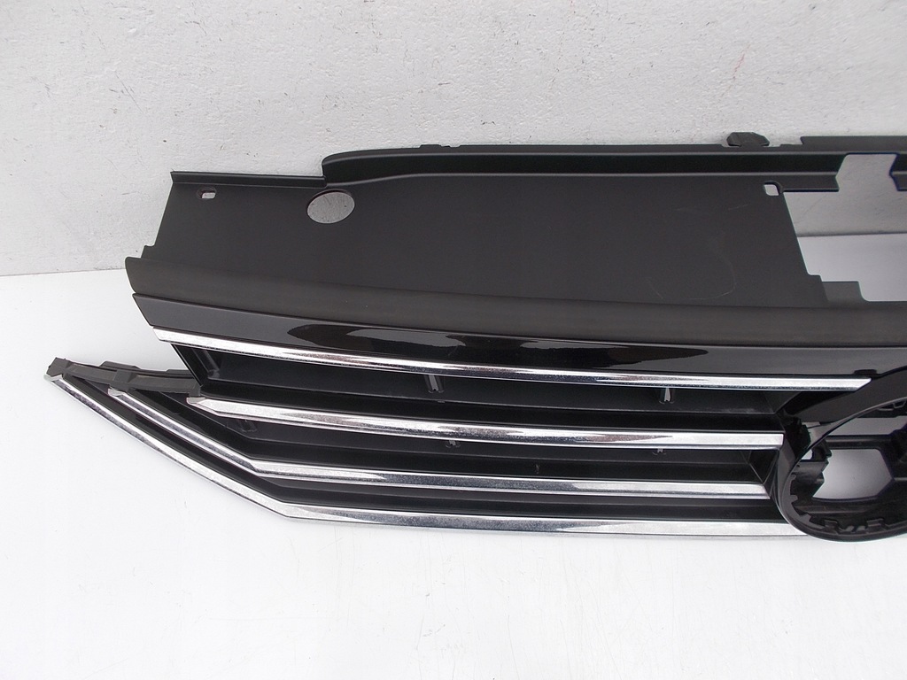 фото №4, Решітка радіатора решітка радіатора vw passat b8 lift r-line 3g0853653k