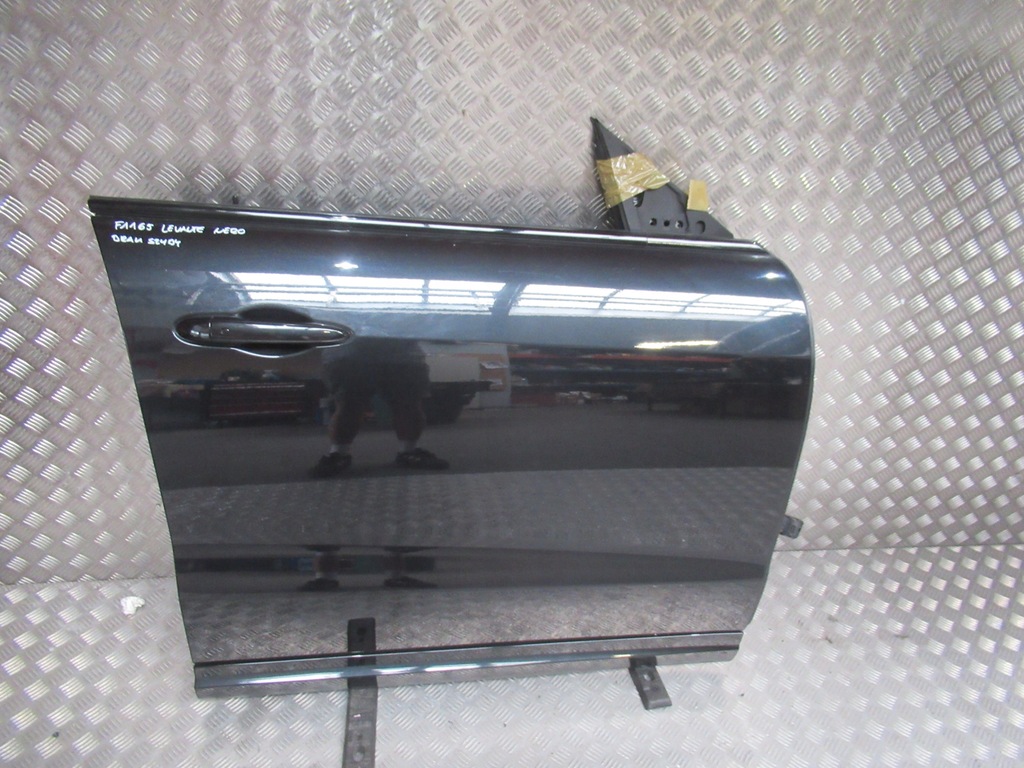 фото №1, Maserati levante дверь перед передние правое правый f1165