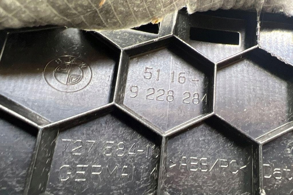 фото №5, Бардачок bmw 4 coupe f32, f82 9228284 3.0l дизель 2014