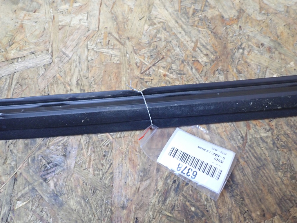 фото №7, Молдинг ущільнювач правий перед isuzu d-max iii 2021 6378