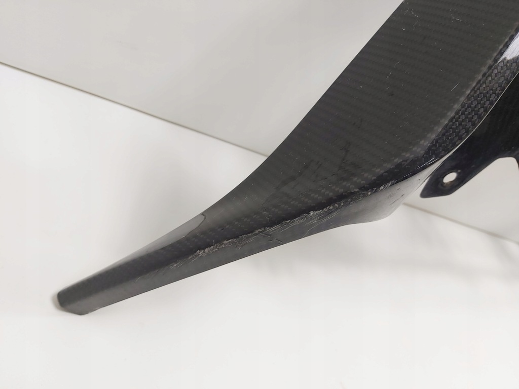 фото №10, Спойлер дифузор задня карбон aston martin vanquish cd33-17e955-ba