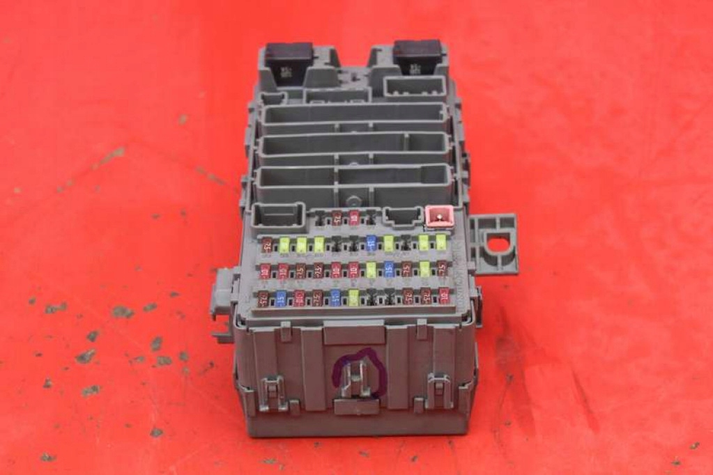 Коробка запобіжників snb-g331 honda civic viii 1.3 hybrid mx 95 km 05-08 в Україні