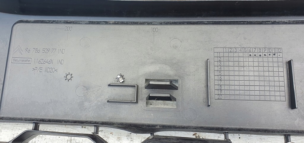 фото №12, Citroen c3 ii 09- бампер перед оригинал