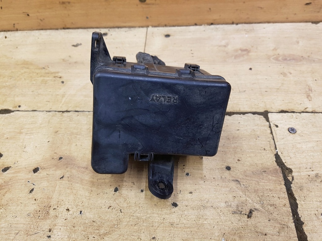 фото №1, Коробка запобіжників toyota rav4 i 2.0 16v