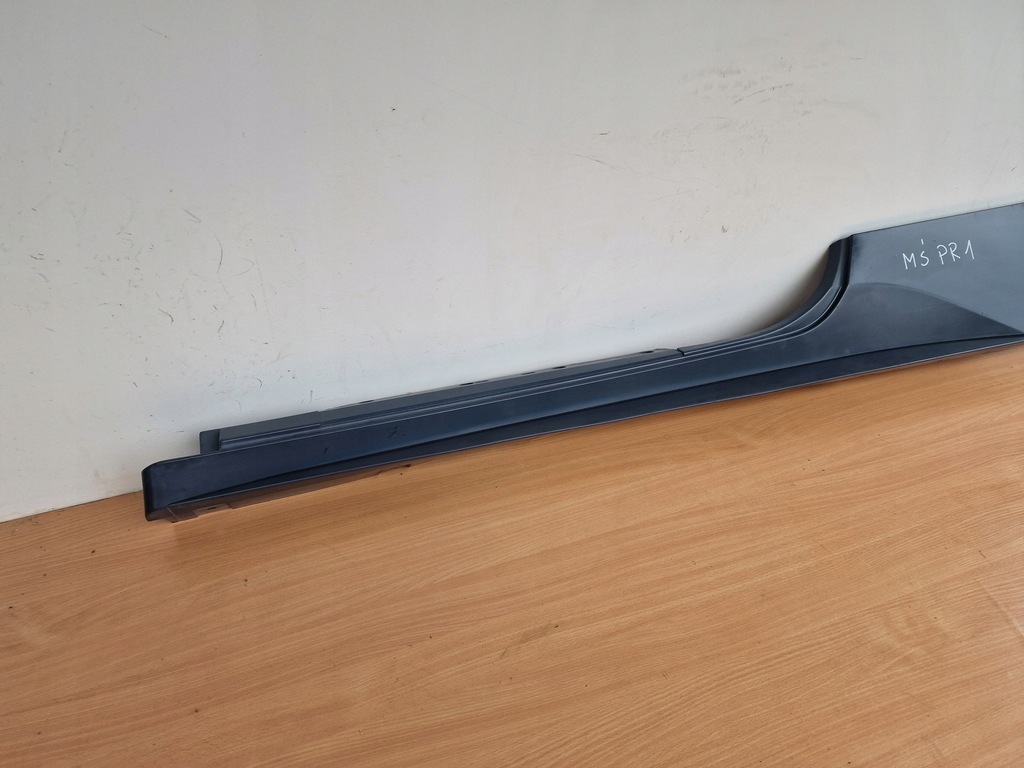 фото №3, Ferrari italia 458 ліва молдинг поріг поріг новий