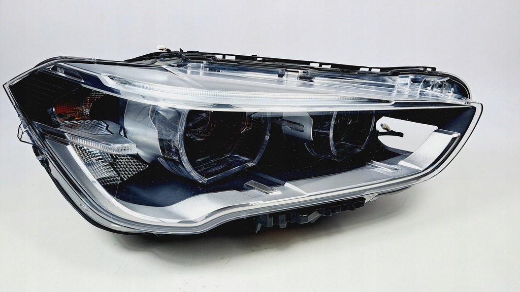 фото №1, Bmw x1 f48 лампа права led 63117495004