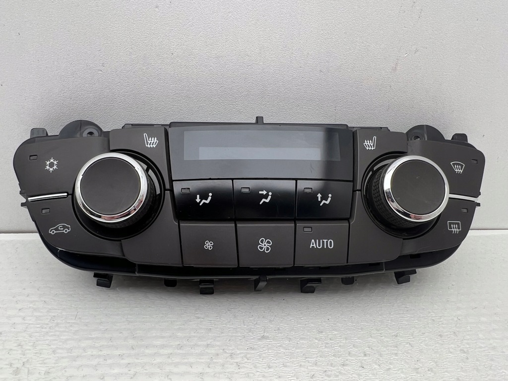 фото №1, Панель радіо кондиціонера opel insignia коричневий