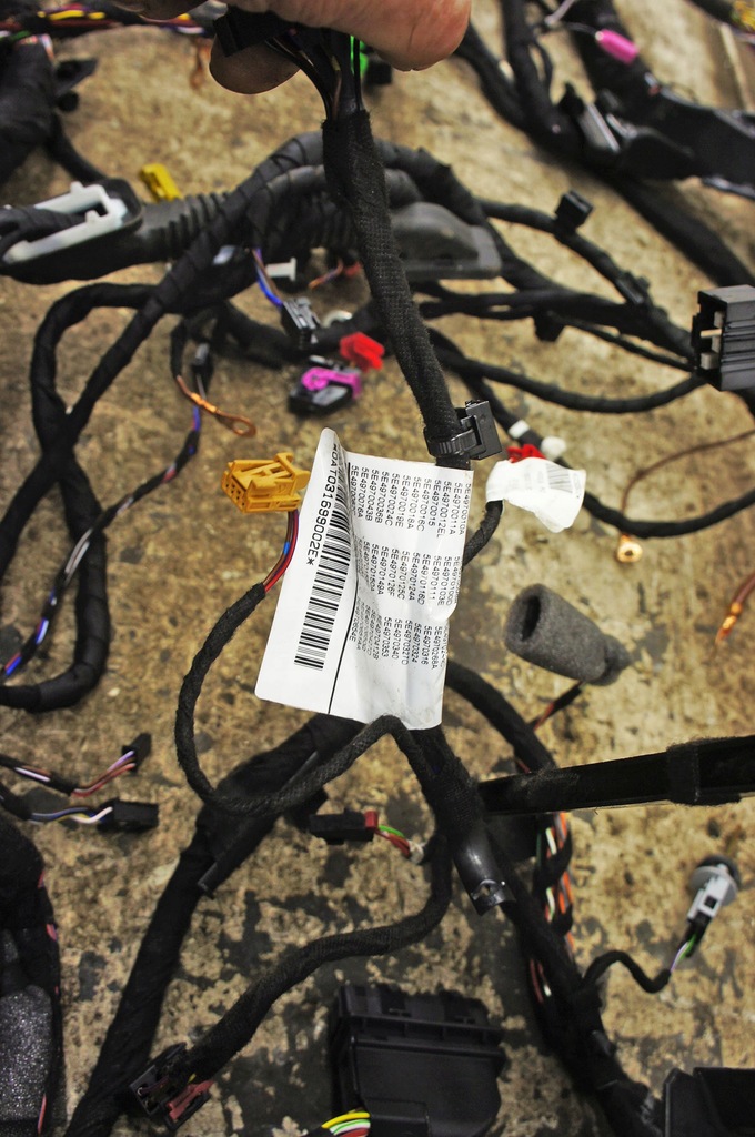 фото №11, On351 skoda octavia iv джгут салону 5wa937086e