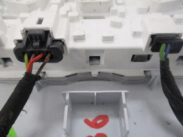 фото №10, Opel corsa f лампа стельовий 39196874