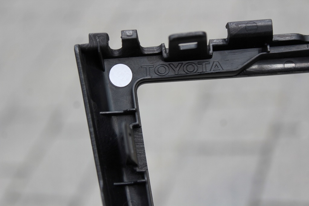 фото №8, Рамка радио toyota avensis t27 05190-05210