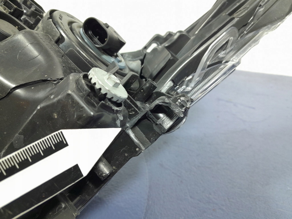 фото №12, Toyota corolla xii e21 lift sedan фара перед правий eu 81110-02t31-00