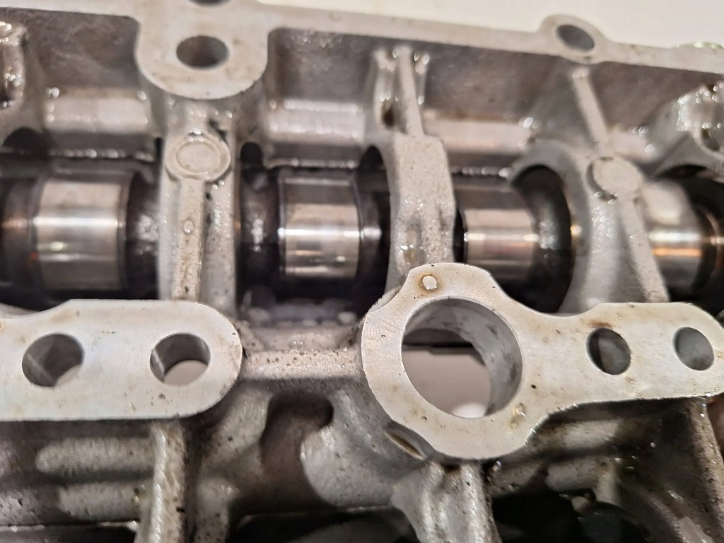 фото №11, Валы распределительного вала крышка 55184358 fiat croma ii 1.9mjet 05-