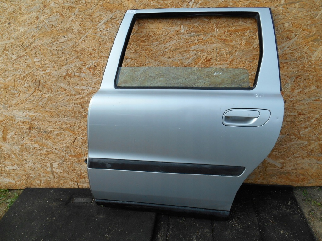 фото №3, Volvo v70 ii kombi 426-26 двері задня лівий