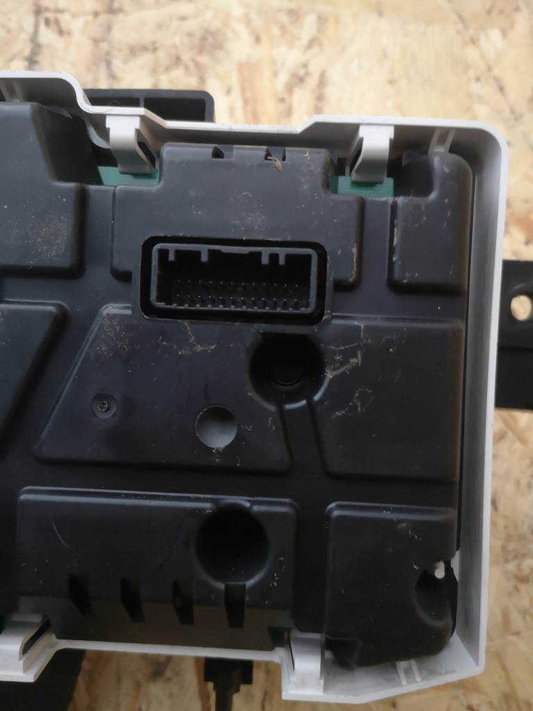 фото №4, Renault captur счетчик приборная панель 248109243r