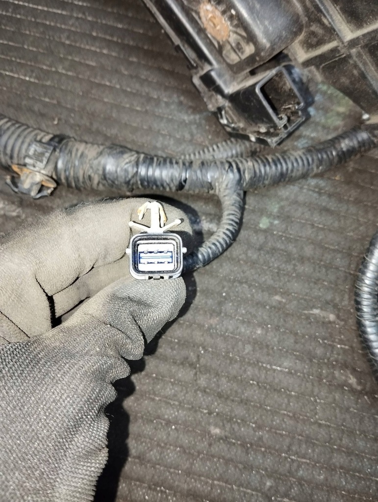 фото №7, Клемма плюсовая электропроводка жгут hyundai i30 ii kia ceed 1.6 crdi 91971a509