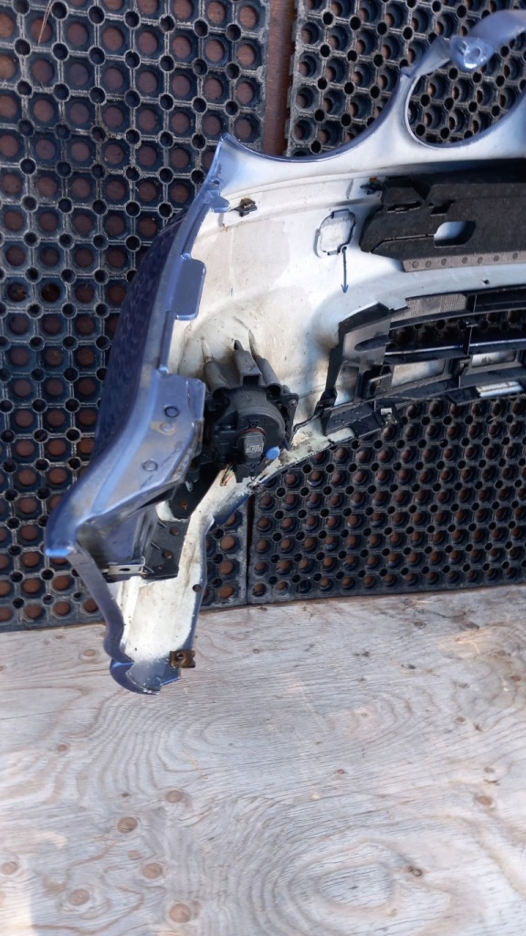 фото №7, Jaguar x-type бампер перед противотуманная фара