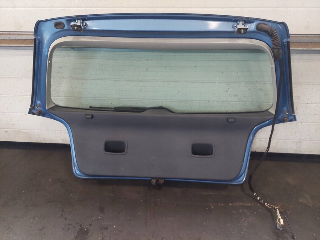 фото №11, Kompletny задня кришка багажника багажника бампер задня лампи polo iv lift la5r