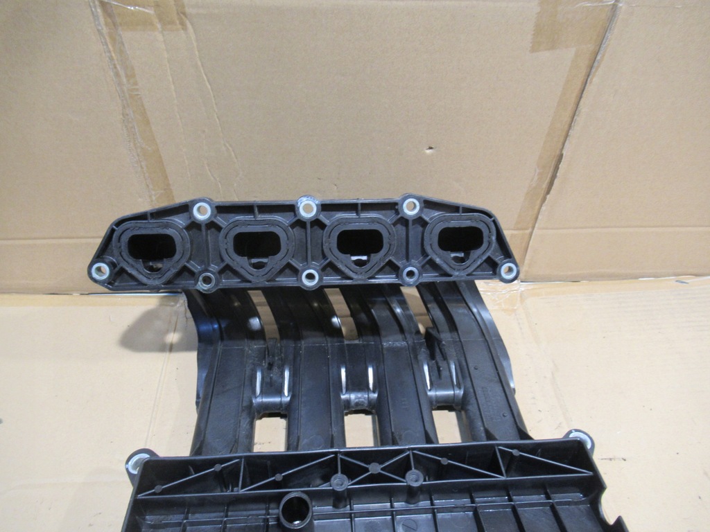 фото №5, Колектор всмоктуючий 8200166856 renault twingo ii 1.2 16