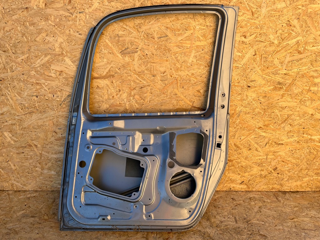 фото №14, Skoda roomster дверь задние задняя правое