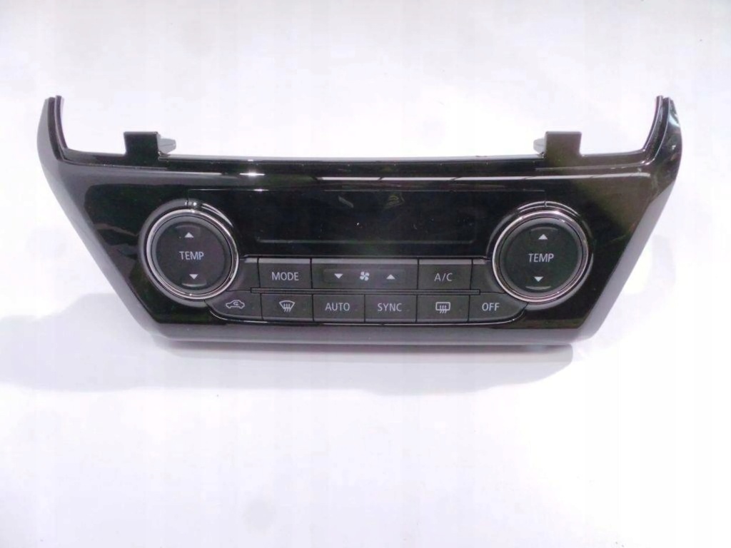 фото №1, Mitsubishi eclipse cross 2019 панель кондиционера