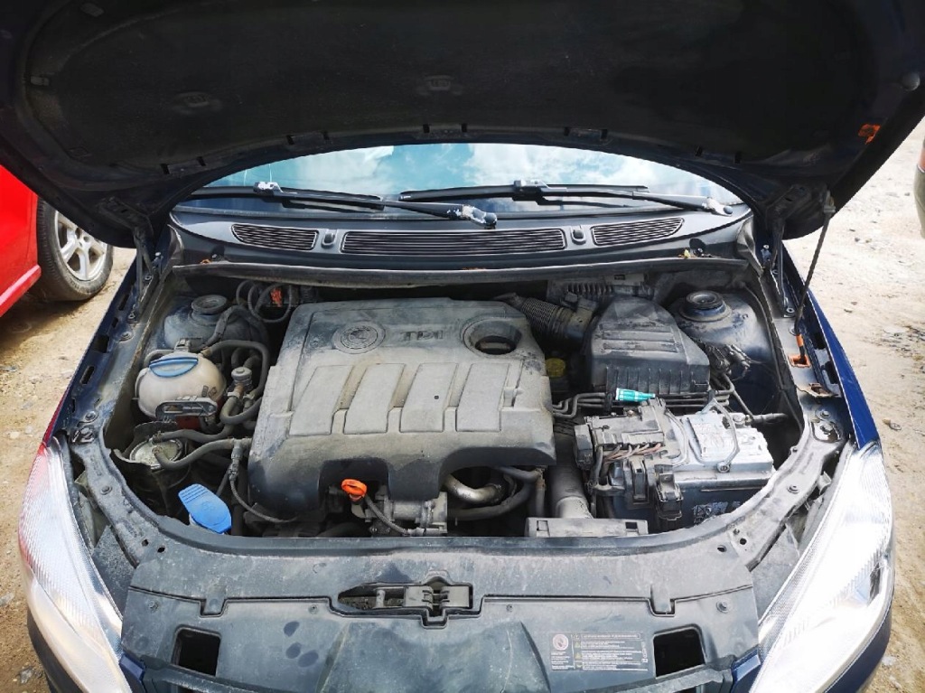 Skoda fabia генератор 2012 1.6l 06f903023d 0124325130 с Разборки