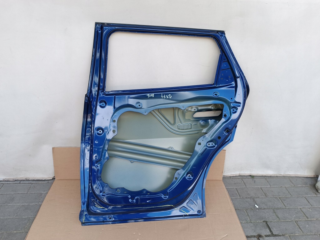 Купить Kia ev6 дверь правое  задняя задняя