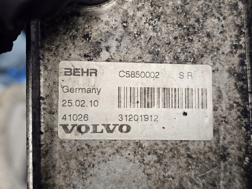 фото №5, Volvo xc70 2.4 d5 d5244t d5244t4 радиатор масла 31201912