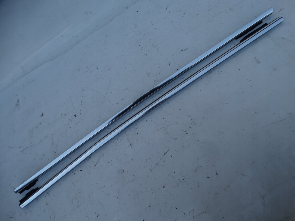 фото №1, Молдинг ущільнювач двері перед ліва права kuga mk1