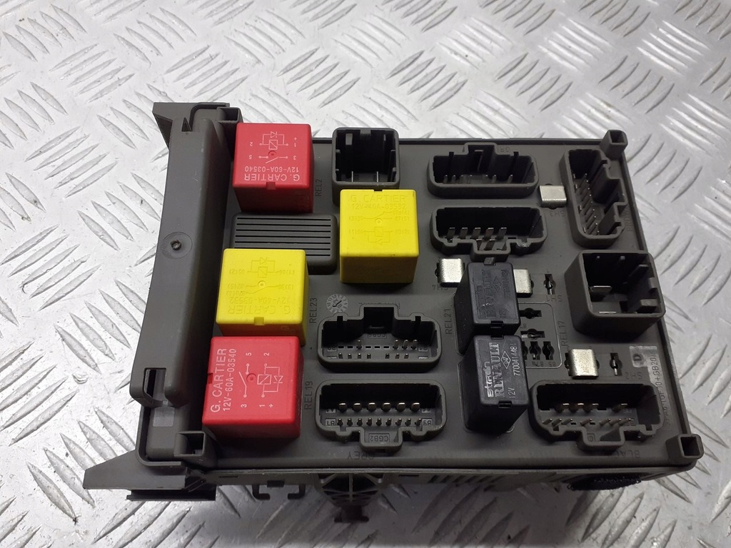 фото №1, Модуль коробка bsi renault laguna ii 1.9 dci 518095500