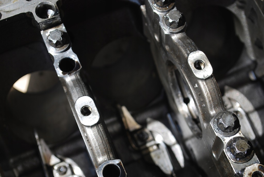 фото №12, Блок двигателя audi a6 c5 2.5 tdi afb 059103021j