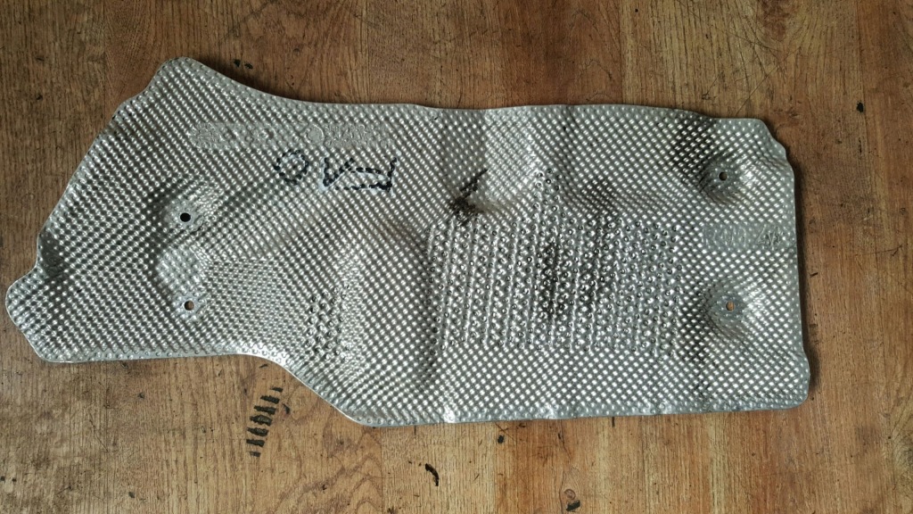 фото №1, Захист теплова підвіска 7185246 bmw f10