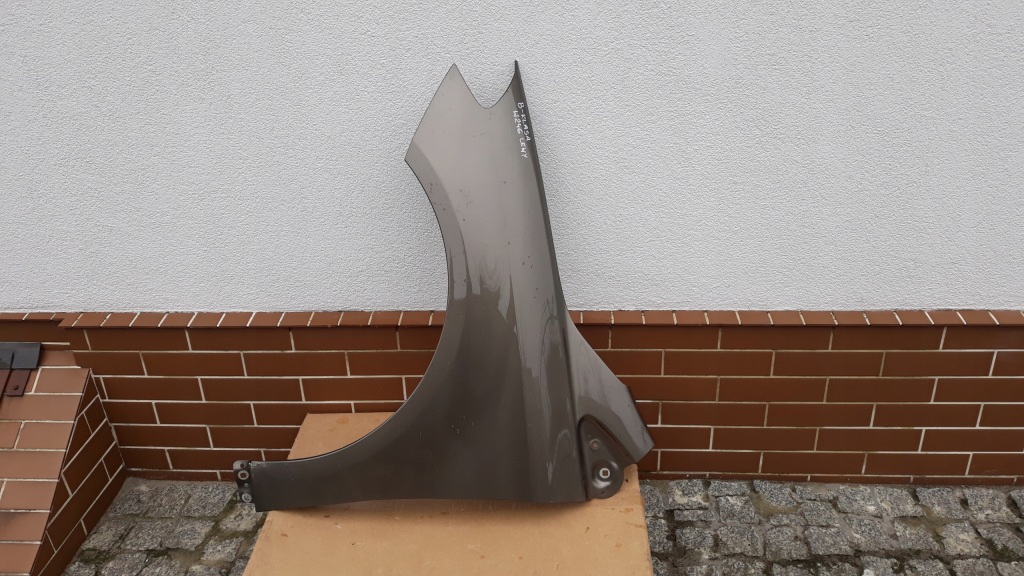 фото №1, Mercedes b-klasa w246 2011- лівий передній крила