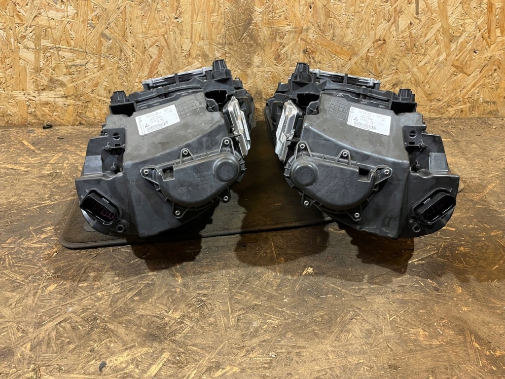 фото №16, Idealny kpl. перед porsche panamera 971 turbo w цвет 041 matrix 1