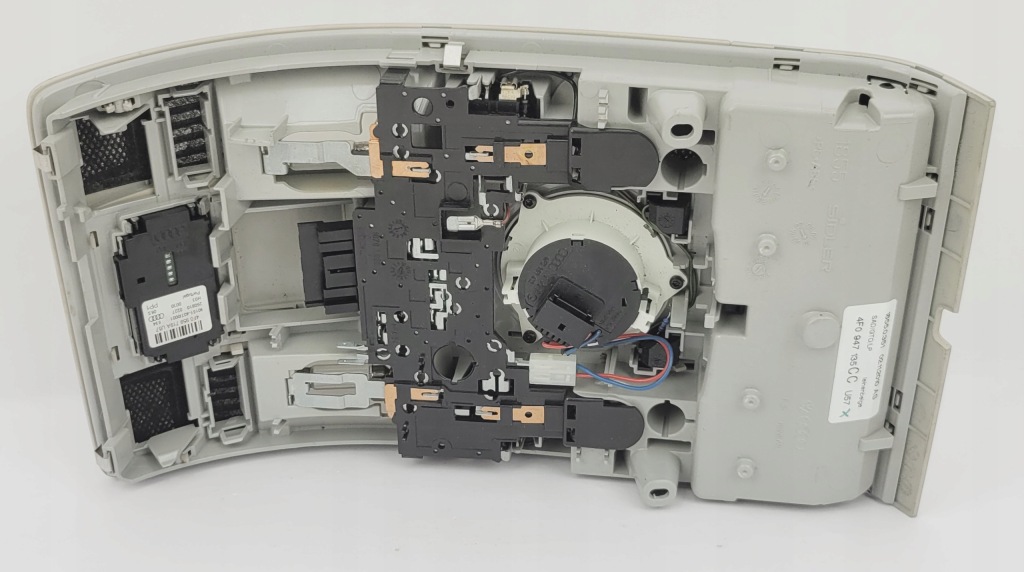 фото №9, Audi a6 c6 lift лампа стелі стельовий home link 4f0947135cc бежева